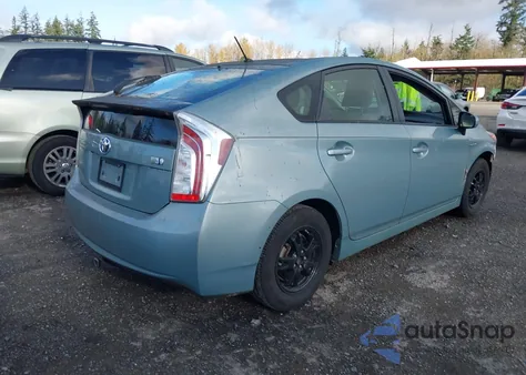 2015 Toyota Prius Two z USA, uszkodzony, nr VIN JTDKN3DU7F2004259